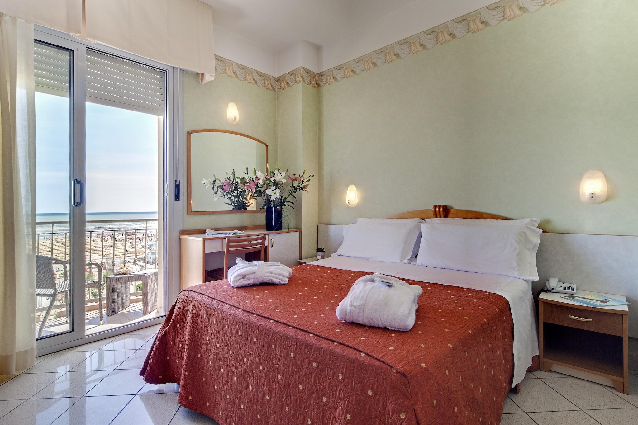Hotel Ambra Rimini Esterno foto