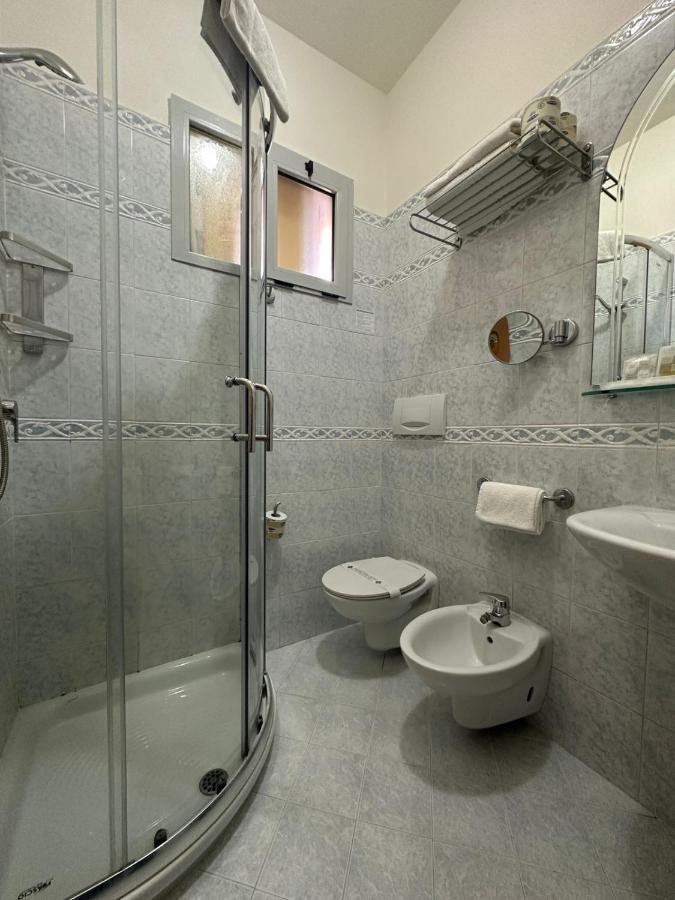 Hotel Ambra Rimini Esterno foto