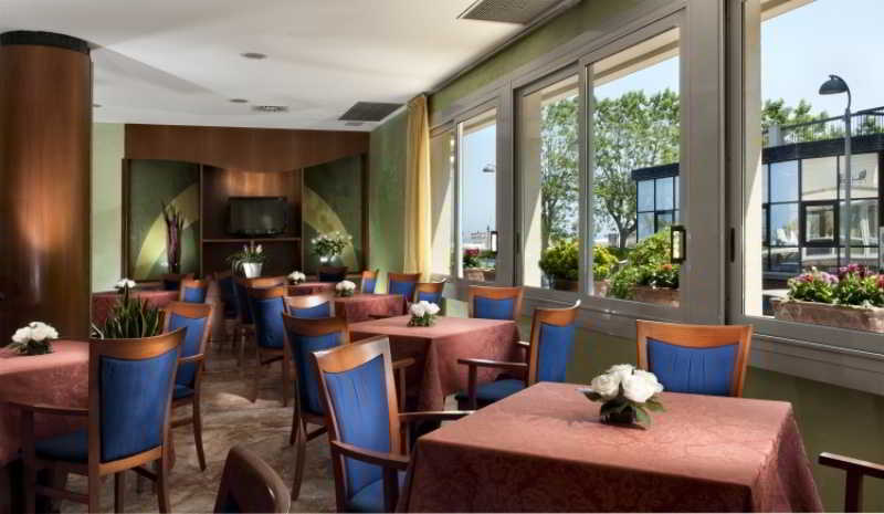 Hotel Ambra Rimini Esterno foto