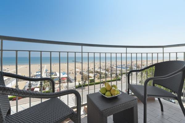 Hotel Ambra Rimini Esterno foto